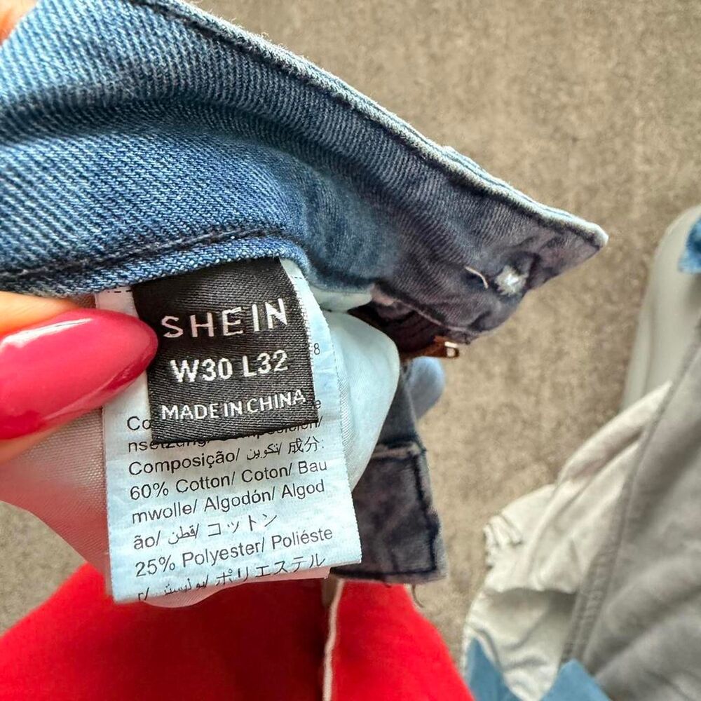 Wide Leg Raw Hem Jeans | Size 30| Boho Festival - Picture 8 of 8